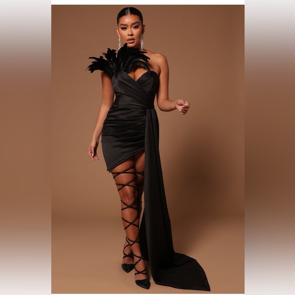 Black scrappy studded heels - Picture 2 of 7